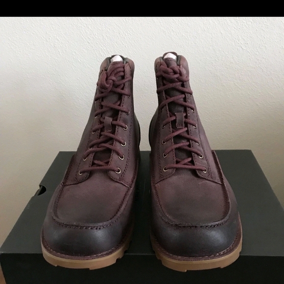 UGG Fallbrook Hiking Boots Casual Cordovan Dark Brown Leather Men's Size 8.5 - Picture 12 of 13
